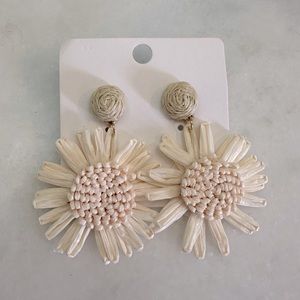 NEW flower earrings